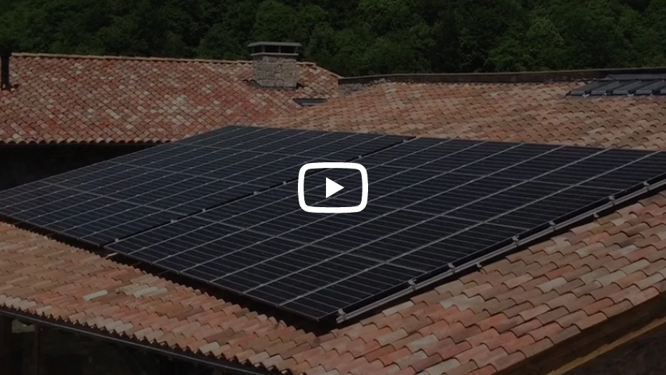 Instalación de paneles solares en viviendas